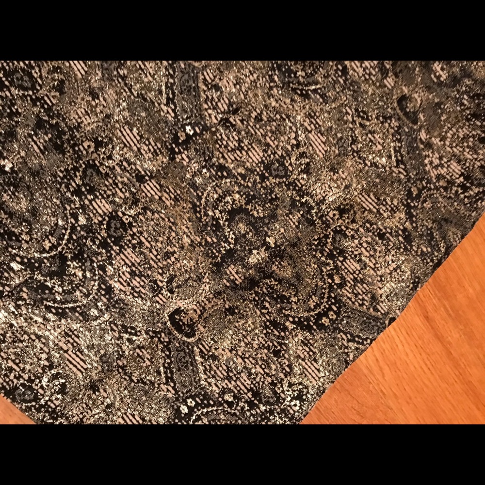 Dress - Picture 4 of 9
